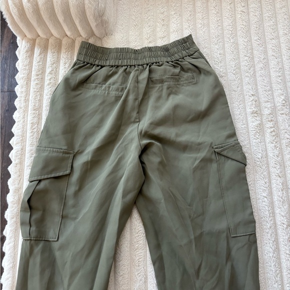 Meg & Margo Green Cargo Pants - Picture 4 of 6